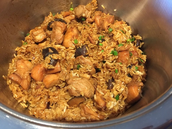 Clay Pot Chicken Rice cooked with AMC