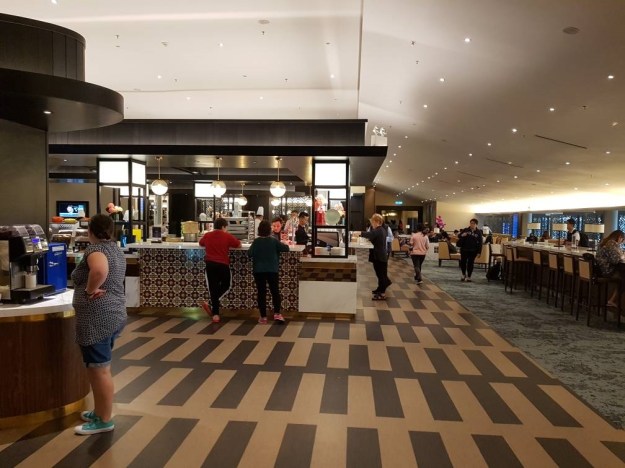 Malaysia Airlines New Golden Lounge KLIA 2018 5