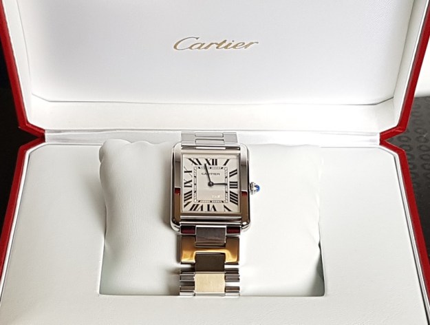 Cartier Tank Solo Large Unbloxing 2.jpg