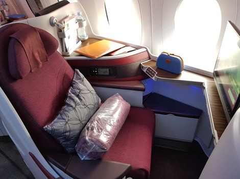 Qatar Airbus A350-900  Business Class 1.jpg
