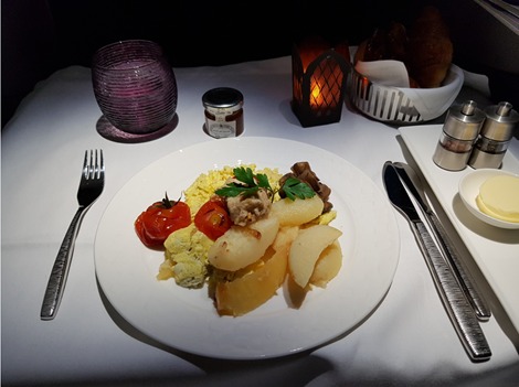 Qatar Airwars Business Class Food