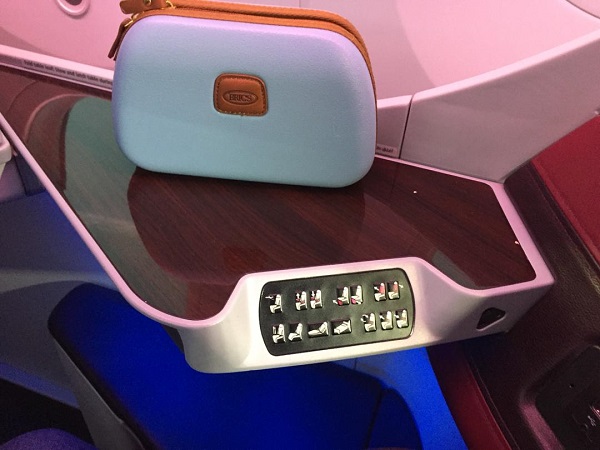 Qatar Airways Boeing 787 Doha to Bangkok Business Class 3