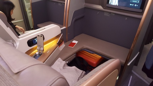 Singapore Airlines Airbus A350 Bulk Head Seat 3