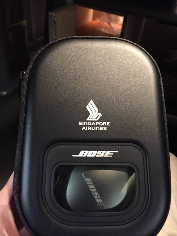 Singapore Airlines First Class to Paris Boeing 777 3