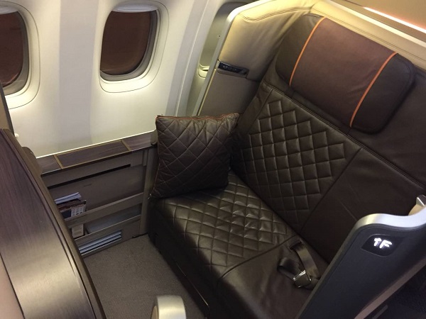 Singapore Airlines First Class to Paris Boeing 777 Seat 1