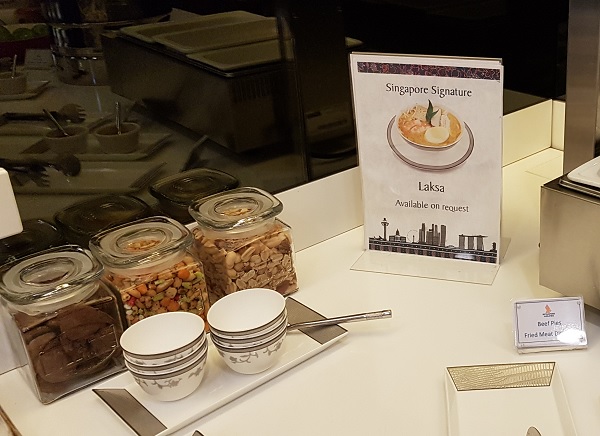 Singapore Airlines Melbourne Airport First Class Lounge 4