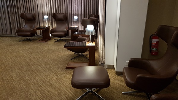 Singapore Airlines Melbourne Airport First Class Lounge 7