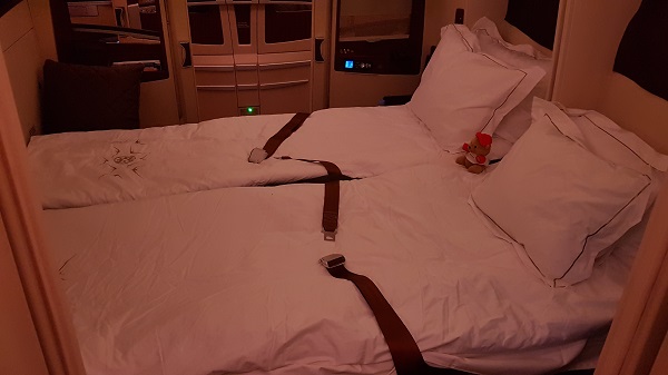 Singapore Airlines Suite Airbus A380 11