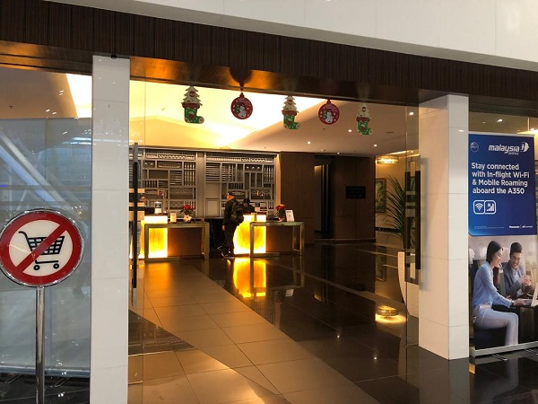 Malaysia Airlines Golden Lounge KLIA 6 2019