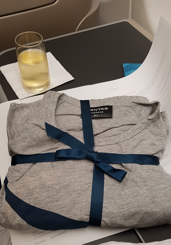 Qantas Business Class Airbus A330 Singapore to Melbourne 11