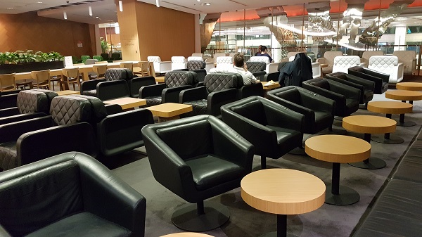 Qantas Singapore Lounge Changi Terminal 1 5