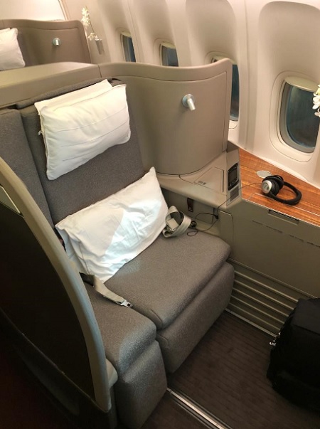 Cathay Pacific First Class Hong Kong to Vancounver 1
