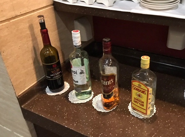 malaysia airlines business class beijing to kl lounge 4