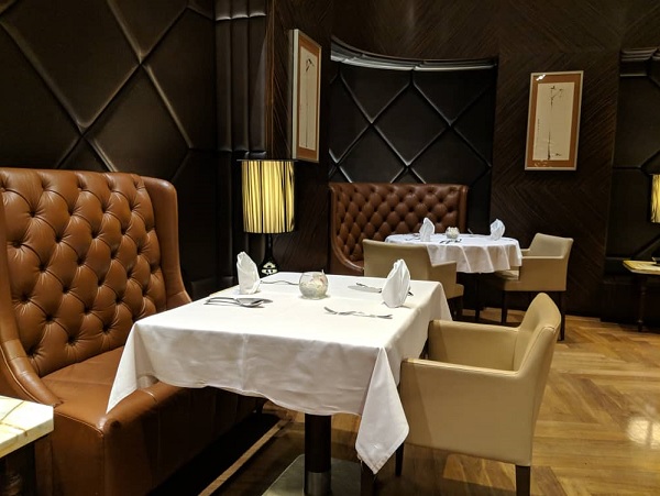 Singapore Airlines First Class Lounge Private Room Changi