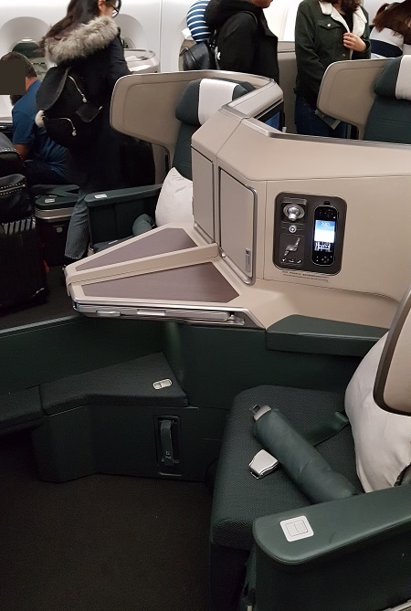 Cathay Pacific Business Class Airbus A350 Review Seat 20 D and G.jpg