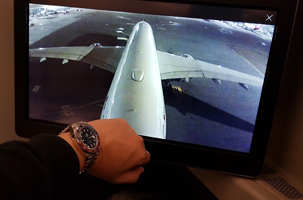 Cathay Pacific Business Class Airbus A350 Top View.jpg