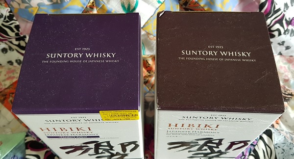 Hibiki Japanese Harmony Masters Select versus Harmony Top View