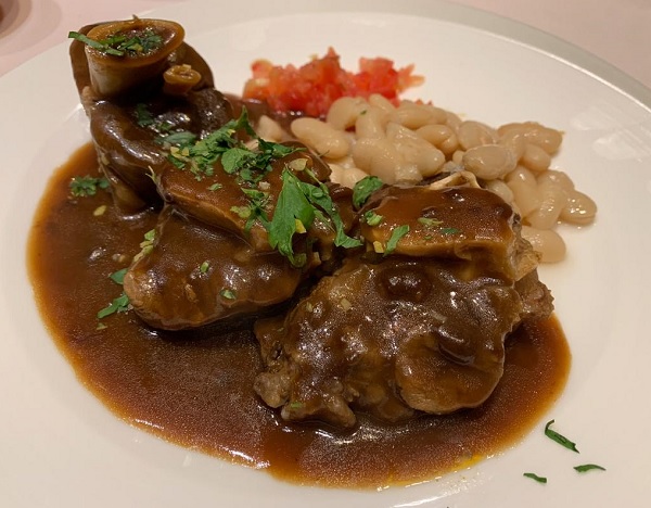 Singapore Airlines Changi First Class Lounge and Private Room 5