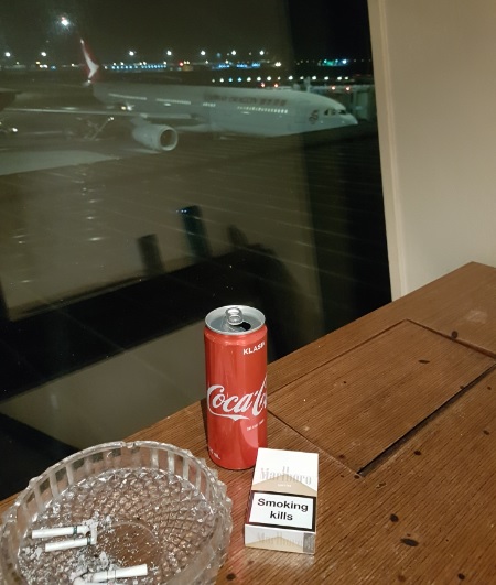 Malasia Airlines Business Class Golden Lounge KLIA Smoking Room 3