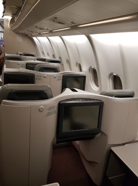 Malaysia Airlines Business Class Airbus A330 Seat 5.jpg