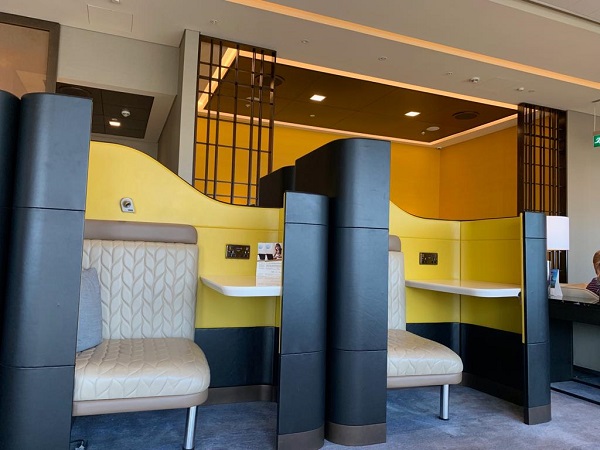 Singapore Airlines First Class Lounge London Heathrow Airport 3