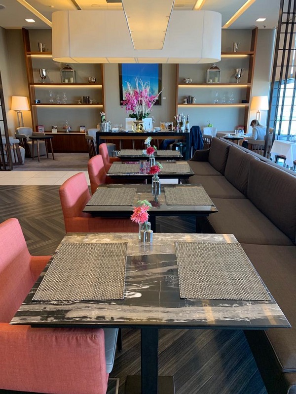 Singapore Airlines First Class Lounge London Heathrow Airport 4