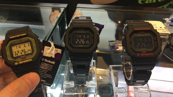 Casio G Shock GE B5600HR B5600BC price Thailand.jpg