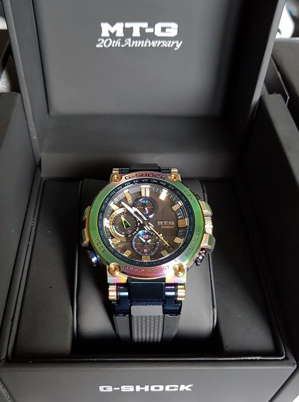 G-Shock MTG-B1000RB Rainbow Limited Edition Unboxing 8