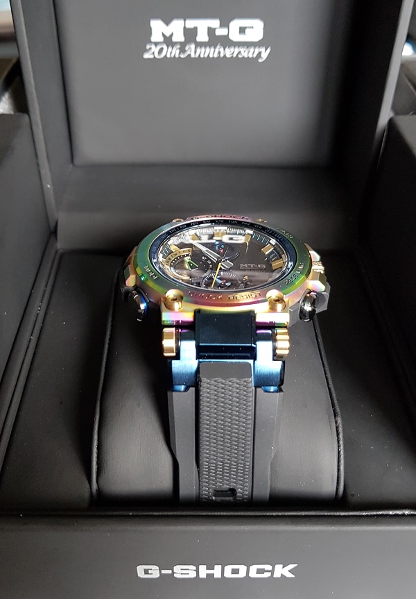 G-Shock MTG-B1000RB Rainbow Limited Edition Unboxing 8b