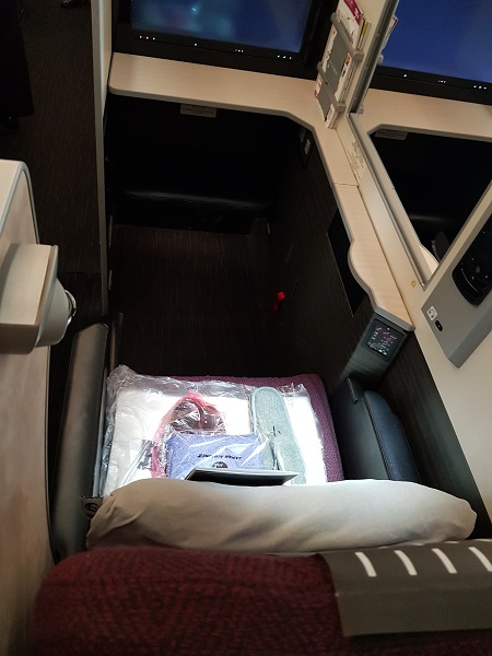 Japan Airlines Sky Suite Business Class Seat 1C R