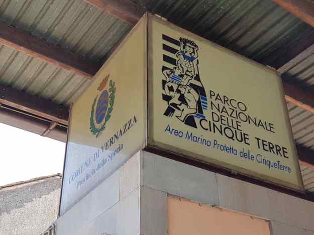 Cinque Terre Vernazza 9.jpg