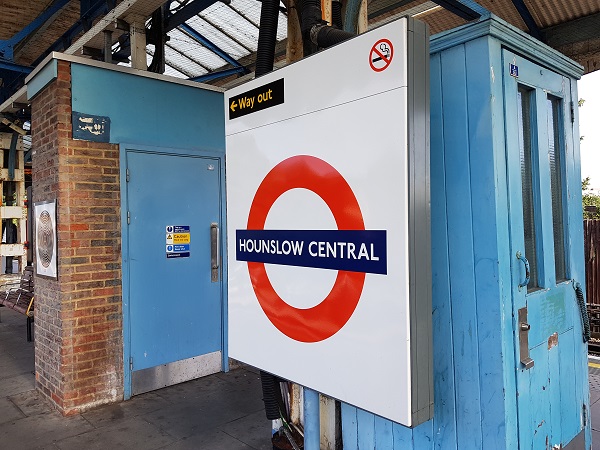 Hounslow Hotel Heathrow London.jpg