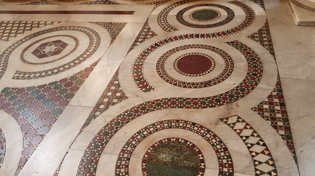 Piazza Di S Maria Church 2.jpg