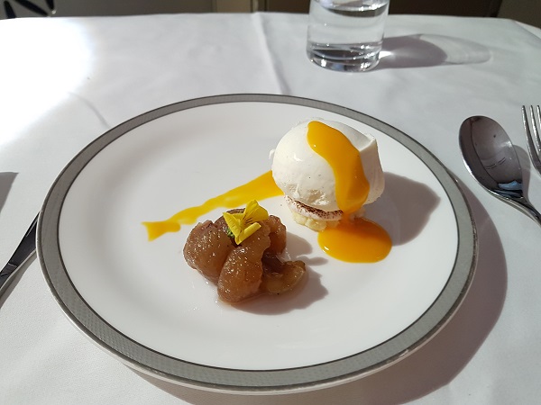 Singapore Airlines Airbus A380 Suite Class London to Singapore Dessert