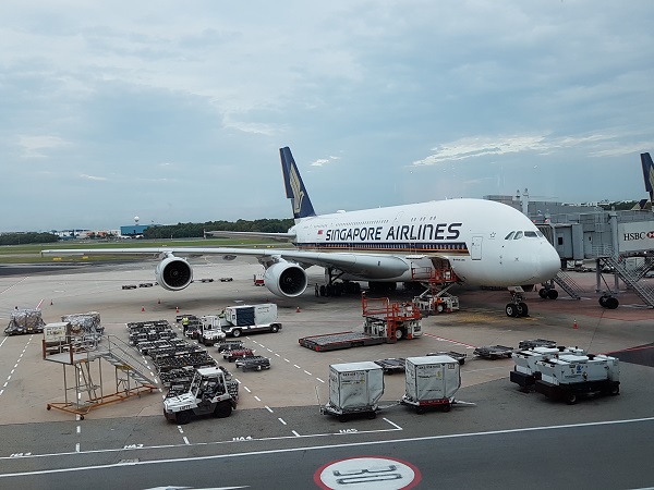 Singapore Airlines Airbus A380 Suite Class London to Singapore Landed
