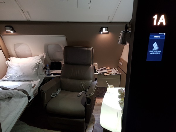 Singapore Airlines Airbus A380 Suite Class London to Singapore Review Seat and Bed 2