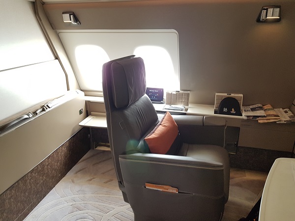 Singapore Airlines Airbus A380 Suite Class London to Singapore Review Suite 1A.jpg