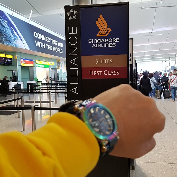 Singapore Airlines Suite Class First Class Heathrow Airport Check In 1.jpg