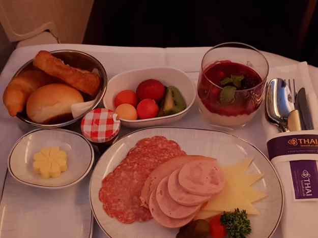 Thai Airways Business Class 10