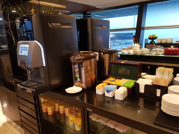 Thai Airways Royal Silk Lounge KLIA 11.jpg