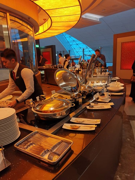 Emirates Business Class Lounge Dubai 5