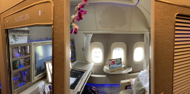 Emirate NEW First Class Boeing 777 2.jpg