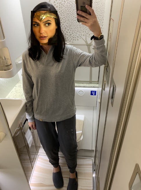 Emirate NEW First Class Boeing 777 Pyjamas.jpg