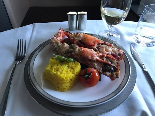 Singapore Airlines First Class Boeing 777 Dubai 5