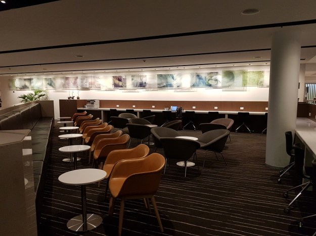 GenX Live Travel Report Malaysia Airlines Business Class Melbourne Qantas Lounge 3